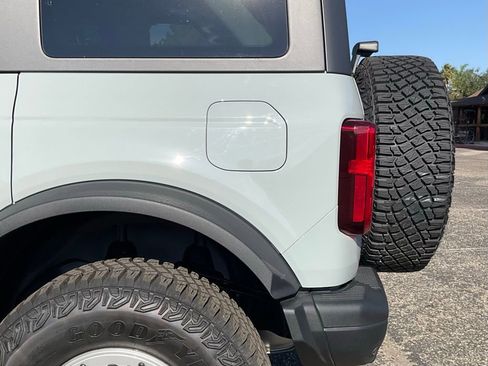 Certified 2024 Ford Bronco Black Diamond w/ Sasquatch Package image 13