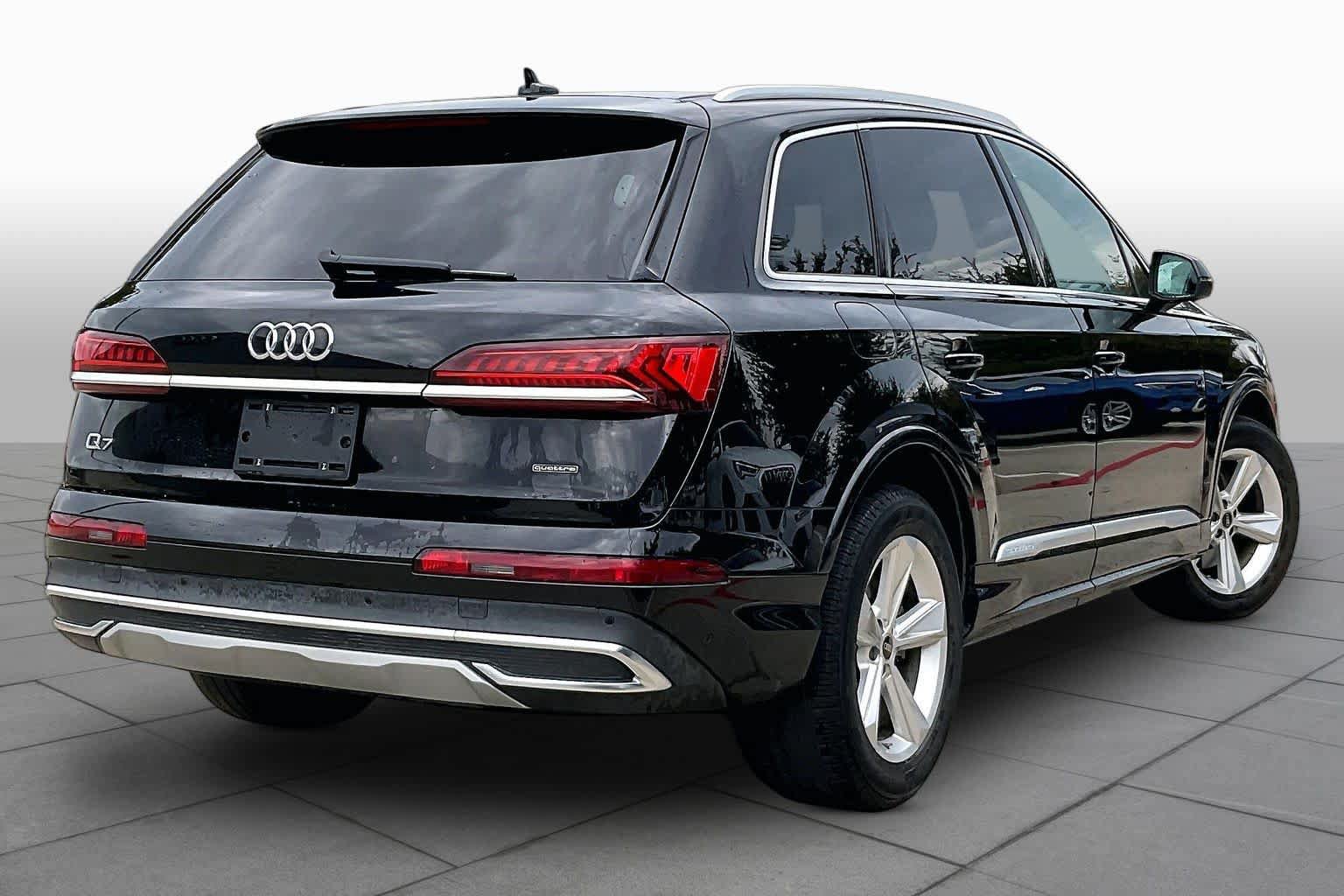 Used 2023 Audi Q7 2.0T Premium w/ Convenience Package AWD/4WD image 13