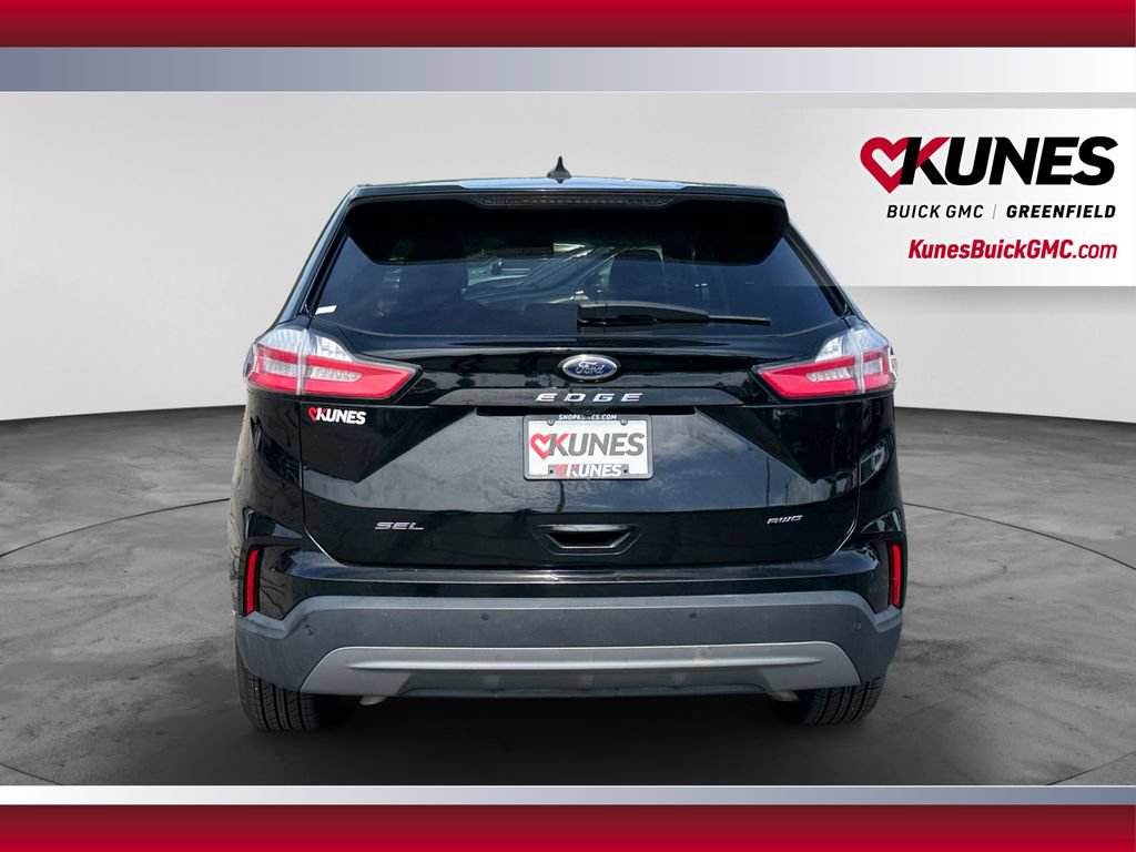 Used 2024 Ford Edge SEL AWD/4WD image 9