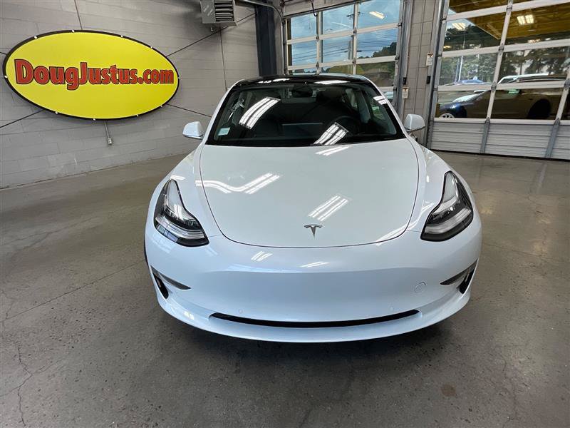 Used 2020 Tesla Model 3 Standard Range RWD image 8