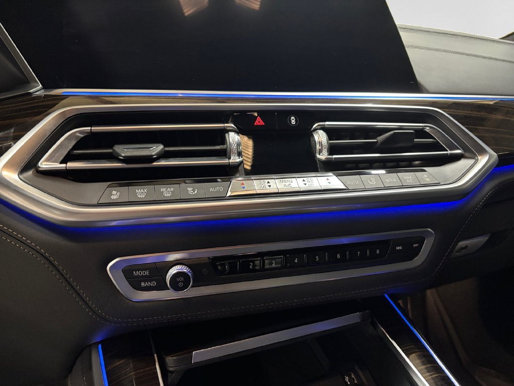 Used 2020 BMW X5 M50i w/ Executive Package AWD/4WD image 35