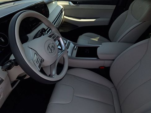Certified 2025 Hyundai Palisade Calligraphy AWD/4WD image 10