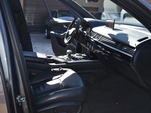 Used 2017 Audi Q7 2.0T Premium AWD/4WD image 43