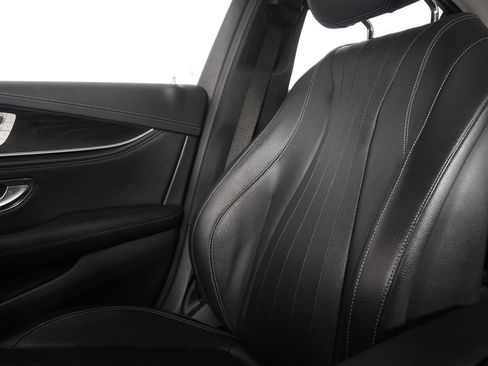 Used 2018 Mercedes-Benz E 300 4MATIC image 22