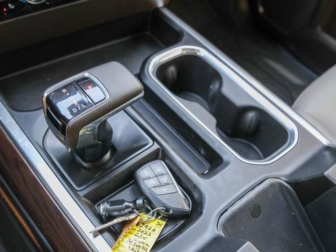 Used 2023 GMC Sierra 1500 SLT w/ SLT Premium Package image 26