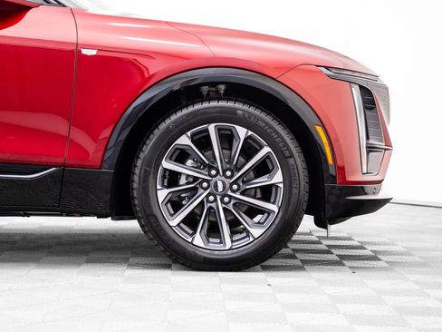 New 2026 Cadillac Lyriq Sport image 32