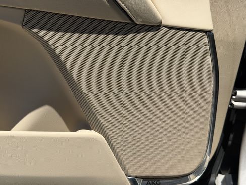 Certified 2023 Cadillac Escalade Premium Luxury AWD/4WD image 20