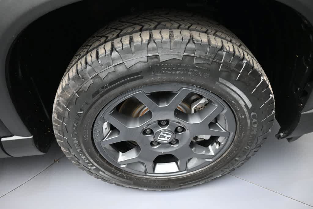 Certified 2024 Honda Pilot TrailSport image 12