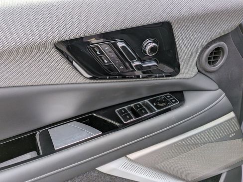 New 2026 Cadillac Optiq Luxury 1 image 11