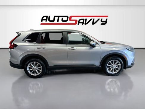 Used 2025 Honda CR-V EX image 8