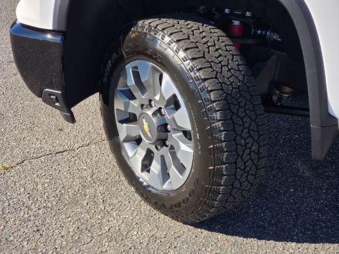 New 2026 Chevrolet Silverado 2500 Custom w/ Custom Value Package image 22