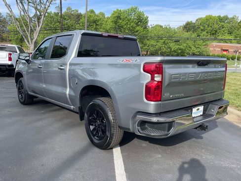 Used 2025 Chevrolet Silverado 1500 LT AWD/4WD image 7