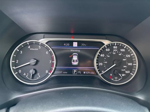 Used 2025 Nissan Sentra SV FWD image 38