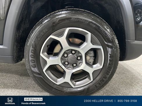 Used 2022 Jeep Compass Trailhawk w/ Sun and Sound Group AWD/4WD image 12