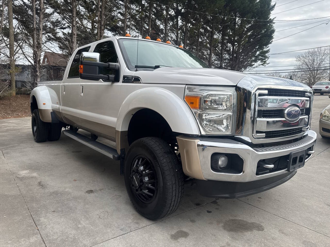 Used 2012 Ford F450 Lariat w/ Lariat Ultimate Pkg AWD/4WD image 9