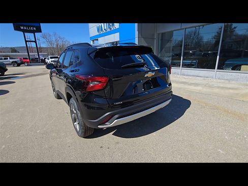 New 2026 Chevrolet Trax LT FWD image 7
