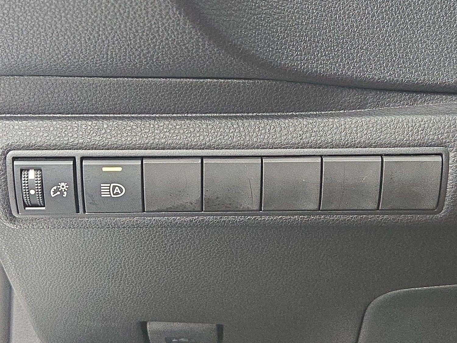 New 2027 Toyota Corolla LE w/ LE Premium Package FWD image 28
