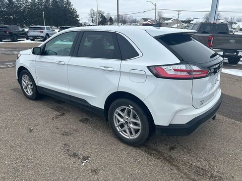 Used 2023 Ford Edge SEL w/ Convenience Package image 5