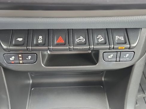 Used 2021 Chevrolet Colorado Z71 image 25