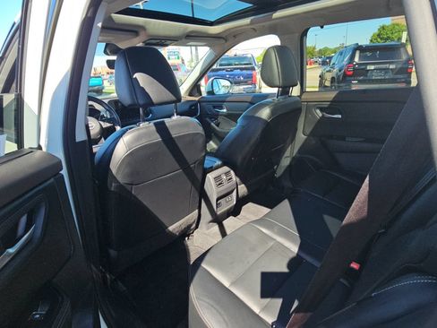 Used 2023 Nissan Rogue SL w/ SL Premium Package AWD/4WD image 27
