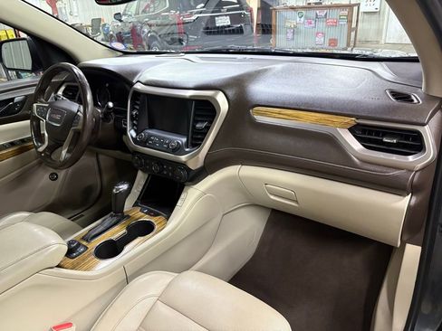 Used 2019 GMC Acadia Denali w/ Technology Package image 19