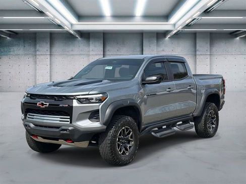 Used 2024 Chevrolet Colorado ZR2 w/ ZR2 Convenience Package III AWD/4WD image 20