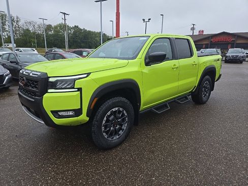 New 2026 Nissan Frontier PRO-4X w/ Pro-4x Convenience Package image 3