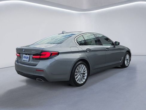 Used 2023 BMW 530i xDrive w/ Convenience Package image 4