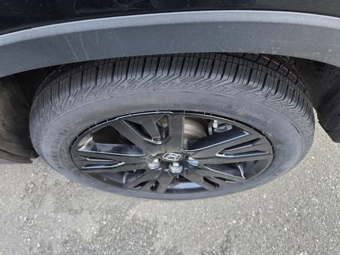 Certified 2020 Honda Pilot Black Edition image 8