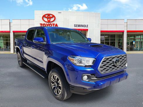 Used 2023 Toyota Tacoma TRD Sport RWD image 2