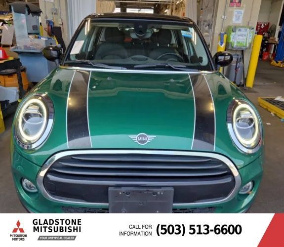Used 2020 MINI Cooper 4-Door Hardtop w/ Storage Package FWD image 1