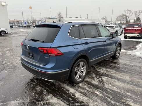 Used 2019 Volkswagen Tiguan SEL Premium image 3