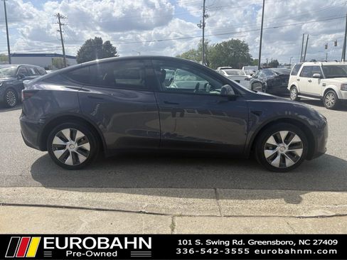 Used 2023 Tesla Model Y Long Range AWD/4WD image 24