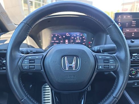 Used 2024 Honda Accord Sport image 18