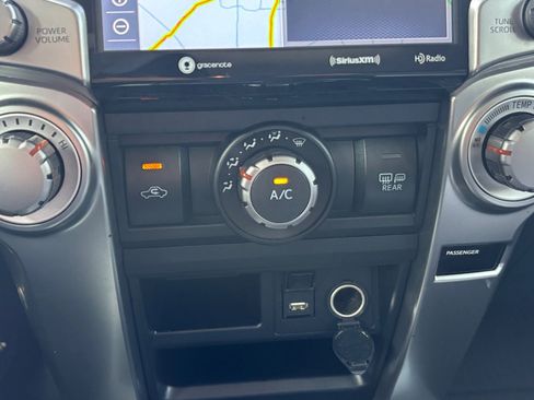 Used 2022 Toyota 4Runner SR5 Premium w/ Moonroof Package image 4