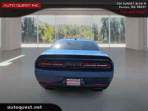Used 2020 Dodge Challenger R/T Scat Pack RWD image 6