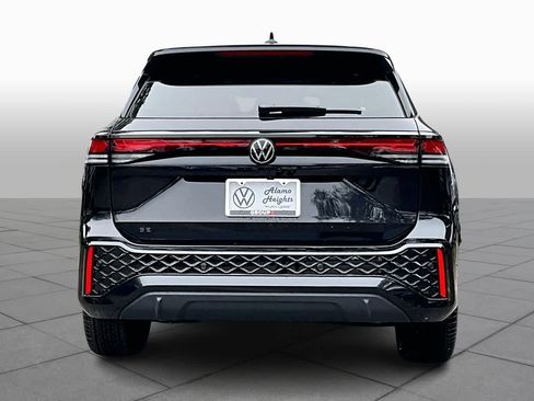 New 2026 Volkswagen Tiguan SE R-Line image 4