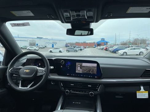 New 2026 Chevrolet Suburban Premier w/ Sun And Tow Package image 11