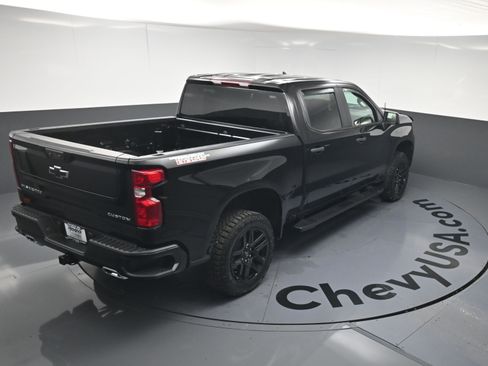 Used 2026 Chevrolet Silverado 1500 Custom Trail Boss AWD/4WD image 32