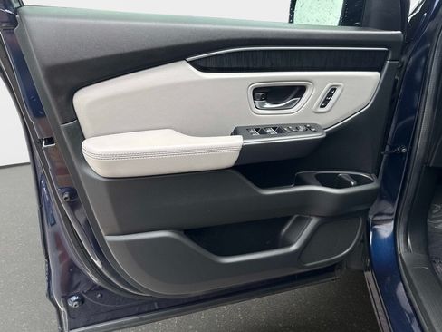 Certified 2024 Honda Pilot Elite image 16