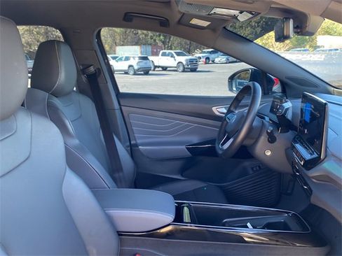 Used 2023 Volkswagen ID.4 Pro S image 11