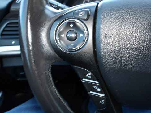 Used 2013 Honda Crosstour EX-L image 16