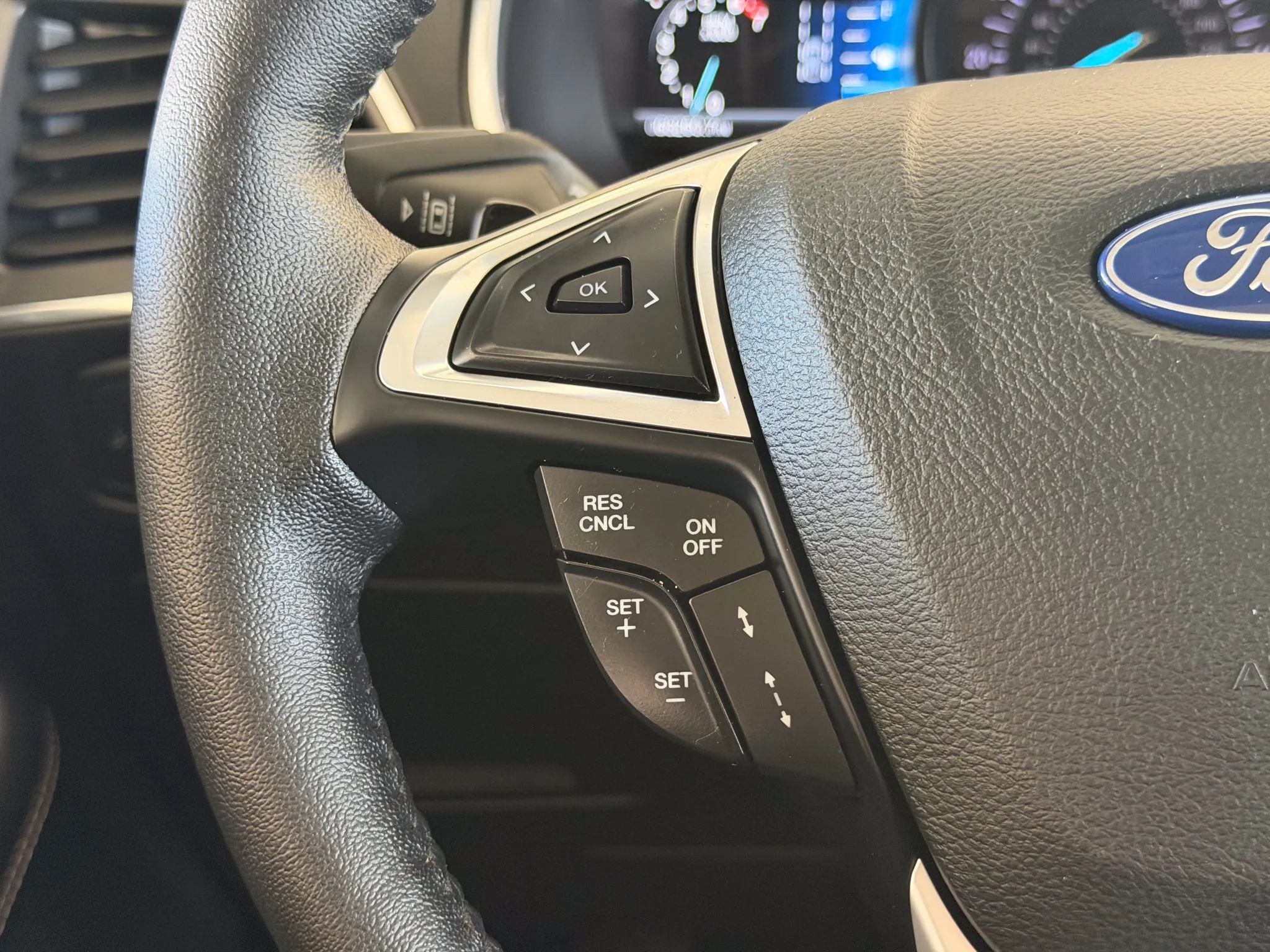 Used 2018 Ford Edge Sport w/ Equipment Group 401A AWD/4WD image 35