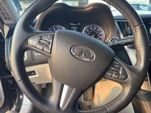 Used 2017 INFINITI Q50 3.0t Premium w/ Cargo Package (L95) RWD image 2