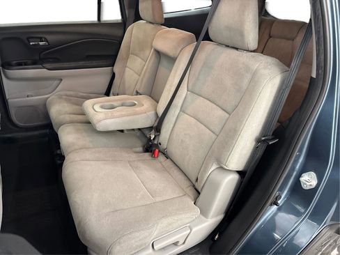 Used 2021 Honda Pilot EX image 14