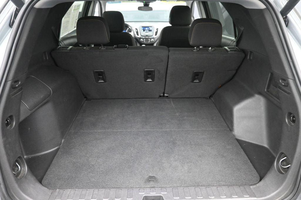 Used 2024 Chevrolet Equinox LT AWD/4WD image 11