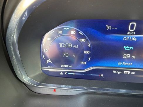 Used 2024 Chevrolet Tahoe Premier AWD/4WD image 30