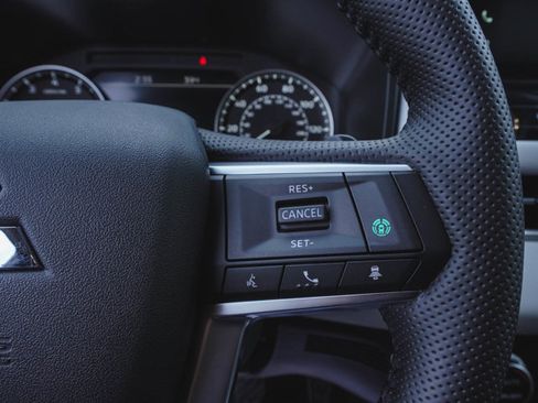 New 2026 Mitsubishi Outlander SE image 27