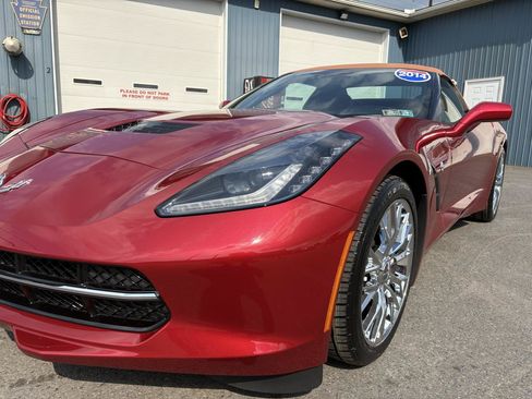 Used 2014 Chevrolet Corvette Stingray Convertible w/ 2LT Preferred Equipment Group RWD image 17
