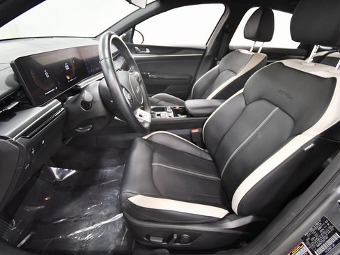 Certified 2025 Kia K5 GT-Line image 14